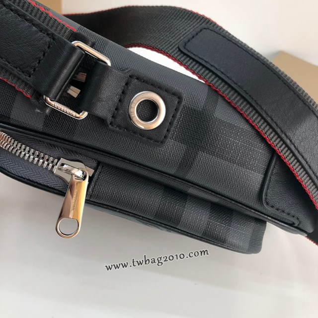 Burberry專門店新款London斜背包 巴寶莉London格紋男士單肩斜挎包 yxb1295